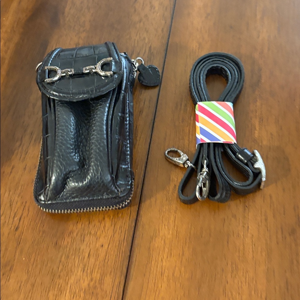 Vintage Brighton Leather Crossbody Wallet, Black